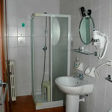 Hotell Valentino 2*