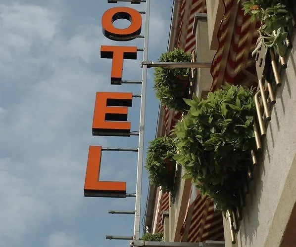 Szálloda Valentino Perosa Argentina